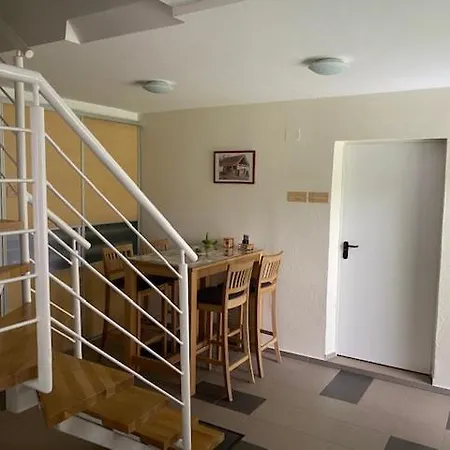 Apartment Apartma Na Hueti *