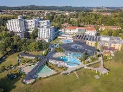 Apartma Na Hueti Apartment *