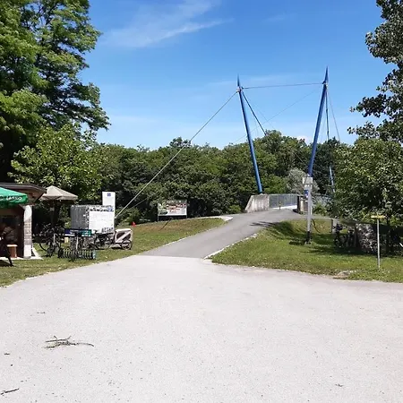 Apartma Na Hueti